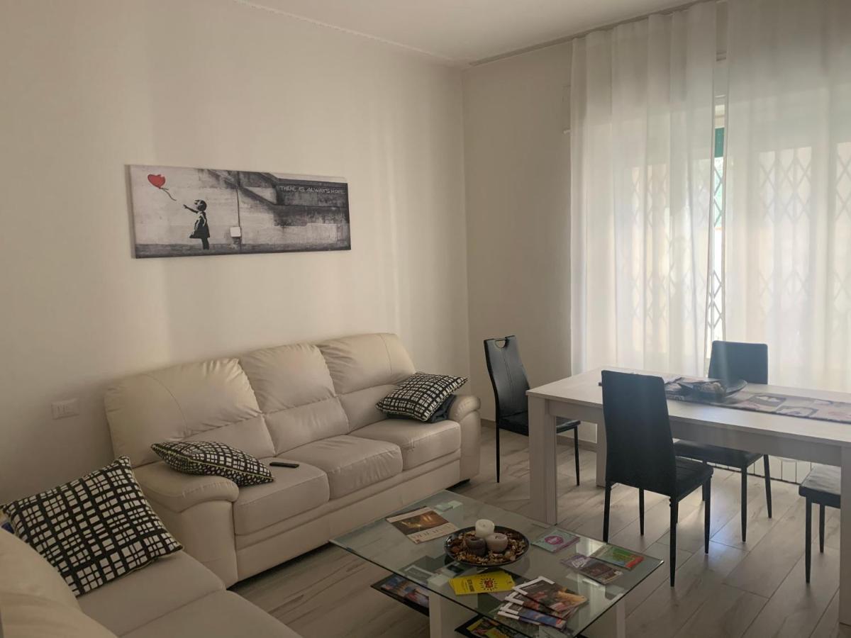 Pisa Train Station Guest House Екстериор снимка